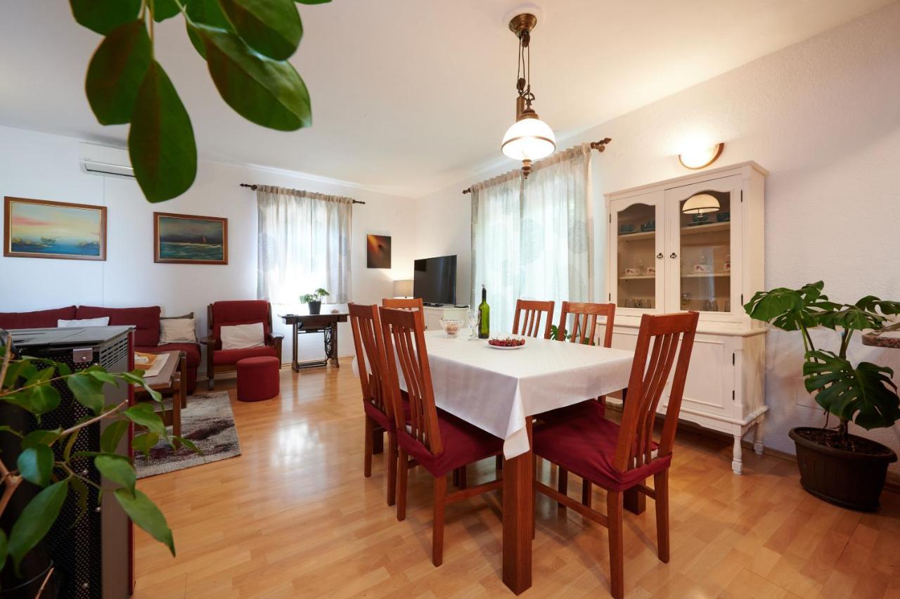 Guesthouse Aria Trogir Zewnętrze zdjęcie